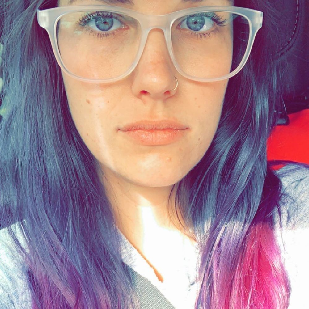 Meet your Posher, Laura